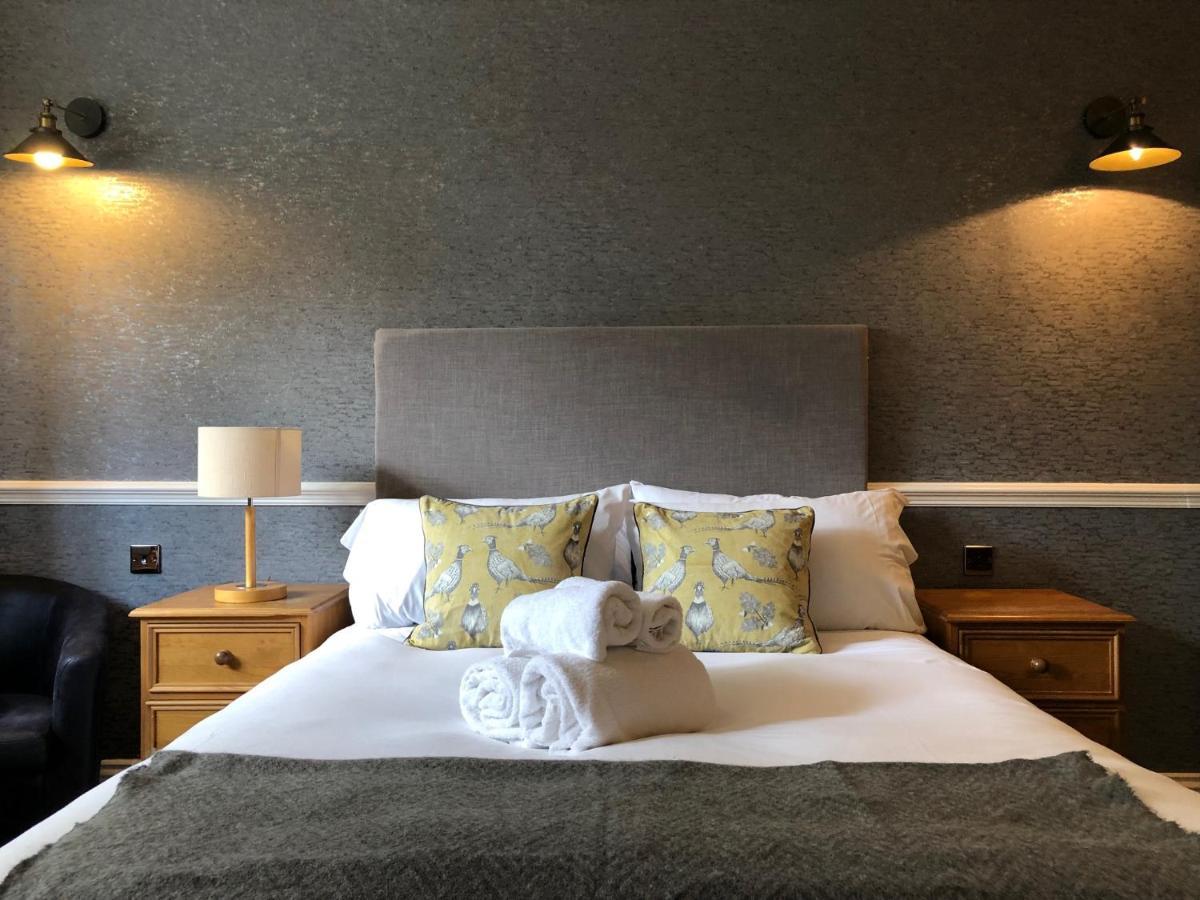 The Pelican Inn Froxfield  Zewnętrze zdjęcie